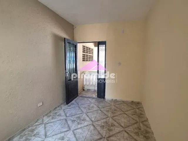 Casa com 60m² 2 quartos e 1 banheiro, para alugar, no bairro Parque Residencial Flamboyant em São José dos Campos