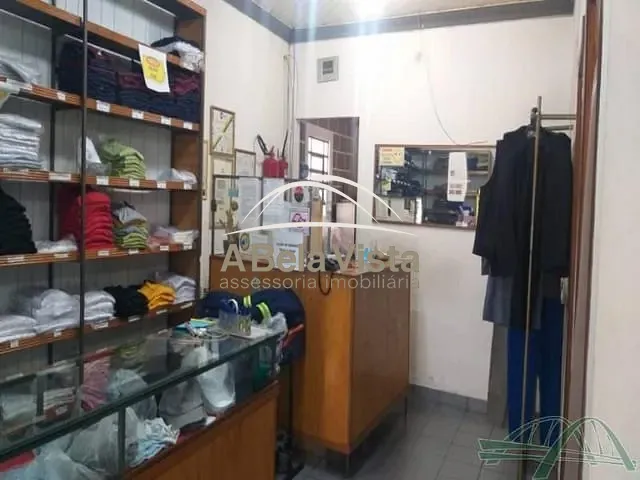 Casa com 360m², para alugar, no bairro Centro em Osasco