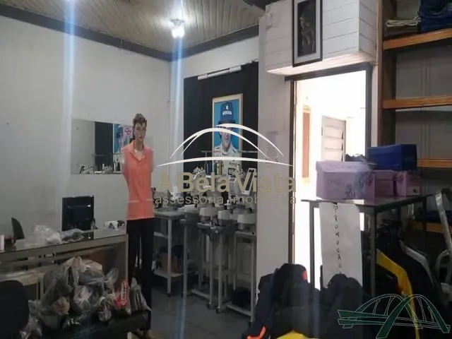 Casa com 360m², para alugar, no bairro Centro em Osasco