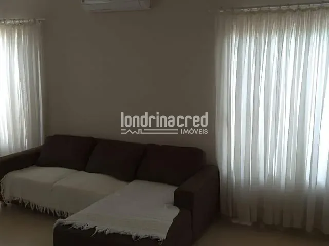 Casa com 350m² 4 quartos e 6 banheiros, à venda, no bairro Condomínio Villagio do Engenho em Cambé