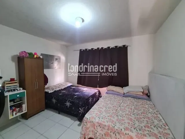 Casa com 408m² 4 quartos e 2 banheiros, à venda, no bairro Centro em Londrina