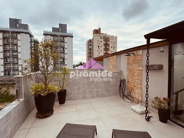 Casa com 100m², à venda, no bairro Balneário Gardem Mar em Caraguatatuba
