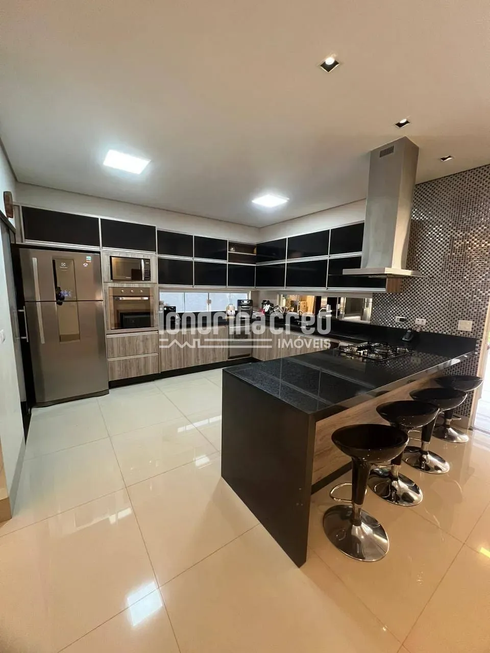 Casa, 3 quartos, 279 m² - Foto 9