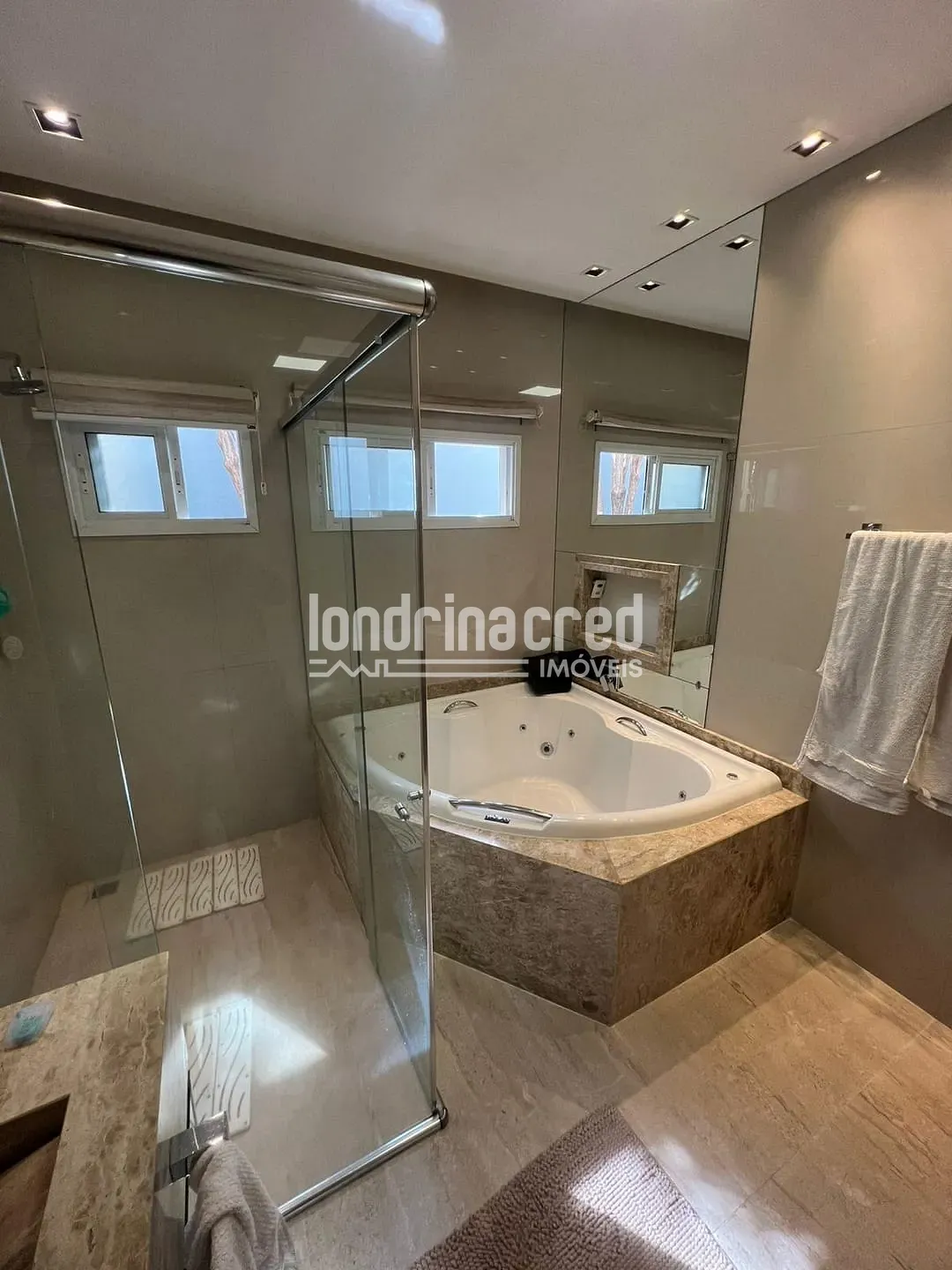 Casa, 3 quartos, 279 m² - Foto 22