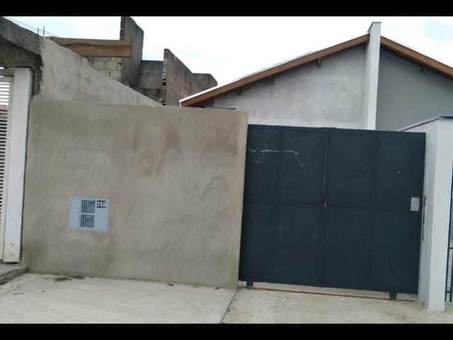 Casa com 125m² 2 quartos e 1 banheiro, à venda, no bairro Conjunto Residencial Araretama em Pindamonhangaba