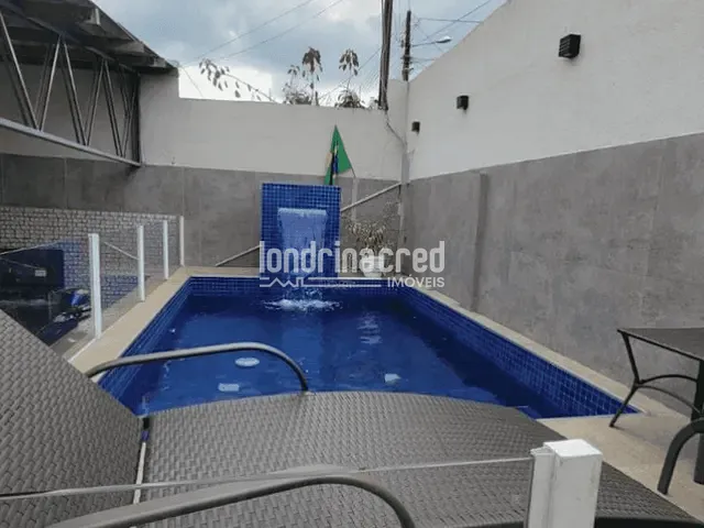 Casa à venda, no bairro Jardim Ana Eliza em Cambé