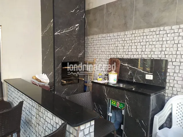 Casa à venda, no bairro Jardim Ana Eliza em Cambé