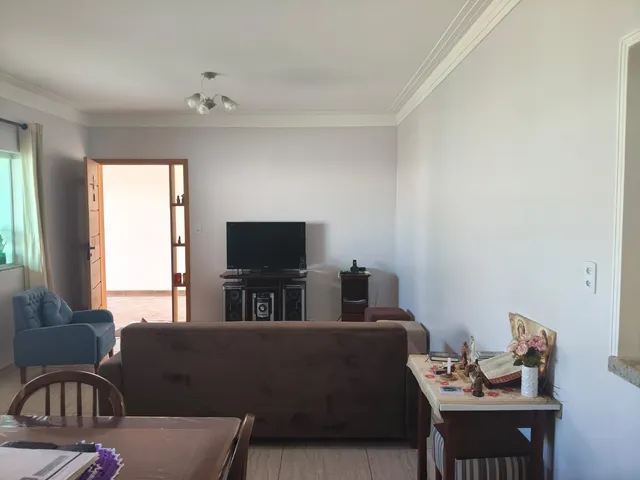 Casa 2 quartos e 2 banheiros, à venda, no bairro Comercial e Residencial Jardim Mariana em Pindamonhangaba
