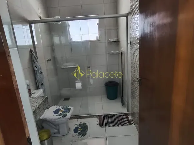 Casa 2 quartos e 2 banheiros, à venda, no bairro Comercial e Residencial Jardim Mariana em Pindamonhangaba