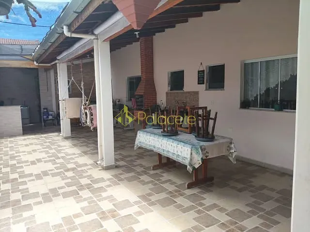 Casa 2 quartos e 2 banheiros, à venda, no bairro Comercial e Residencial Jardim Mariana em Pindamonhangaba