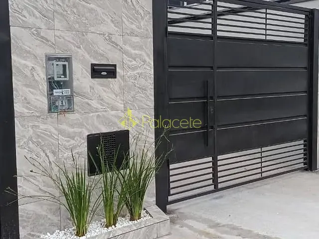 Casa 3 quartos e 1 banheiro, à venda, no bairro Loteamento Residencial e Comercial Araguaia em Pindamonhangaba