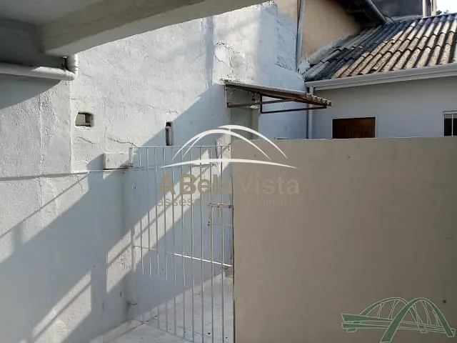 Casa 2 quartos e 1 banheiro, para alugar, no bairro Bela Vista em Osasco