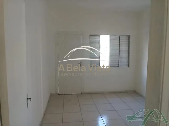 Casa 2 quartos e 1 banheiro, para alugar, no bairro Bela Vista em Osasco
