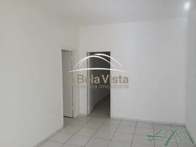 Casa 2 quartos e 1 banheiro, para alugar, no bairro Bela Vista em Osasco