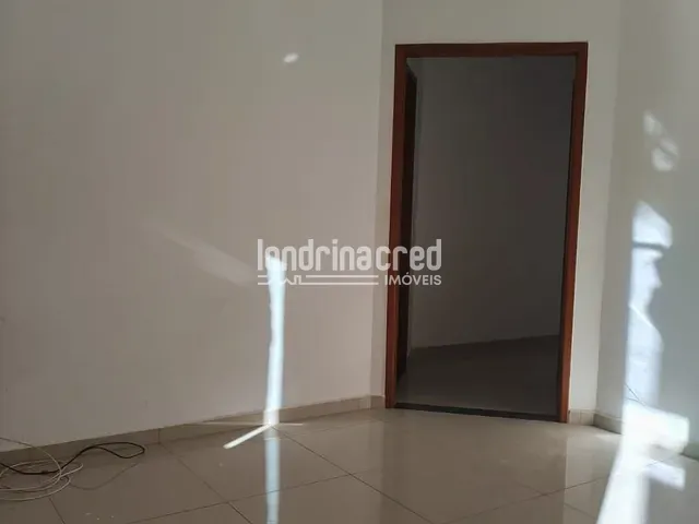 Casa com 270m² 2 quartos e 2 banheiros, à venda, no bairro Jardim Casa Grande em Ibiporã