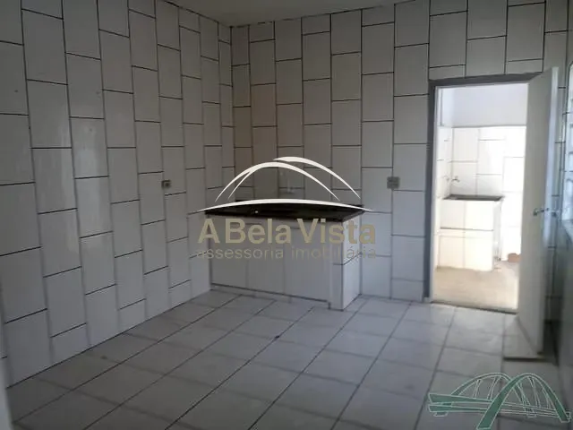 Casa 2 quartos e 1 banheiro, para alugar, no bairro Bela Vista em Osasco