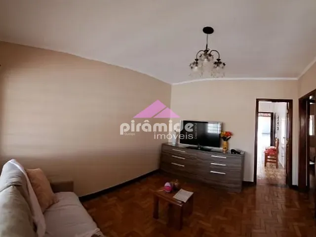 Casa com 260m² 2 quartos e 2 banheiros, à venda, no bairro Jardim São José em Caçapava
