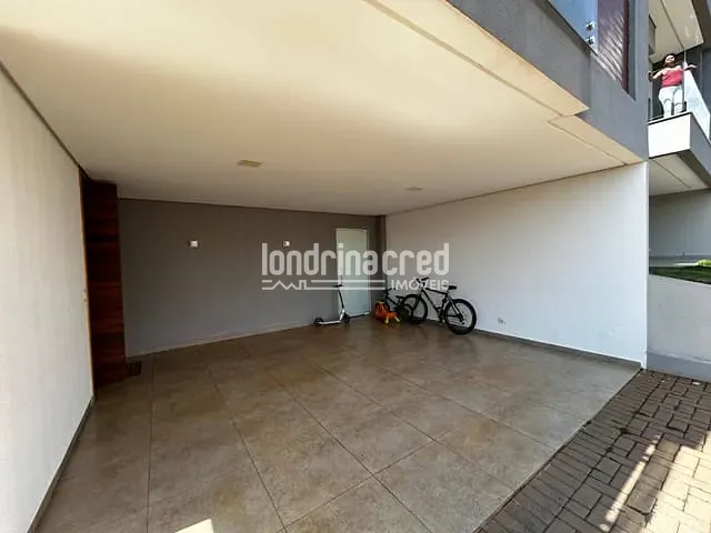 Casa com 252m² 3 quartos e 2 banheiros, à venda, no bairro CONDOMÍNIO MORADA DAS FLORE em Cambé