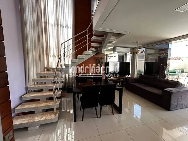 Casa com 252m² 3 quartos e 2 banheiros, à venda, no bairro CONDOMÍNIO MORADA DAS FLORE em Cambé