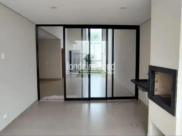 Casa com 250m² 3 quartos e 3 banheiros, à venda, no bairro Loteamento Chamonix em Londrina