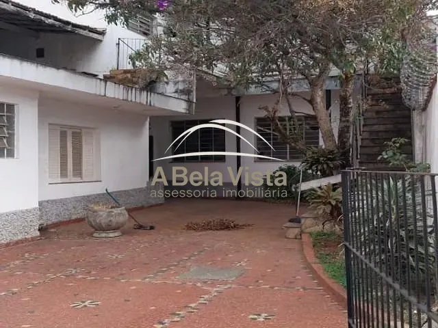 Casa com 360m² 5 quartos e 4 banheiros, para alugar, no bairro Centro em Osasco