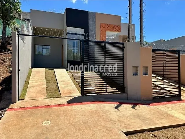 Casa com 138m² 2 quartos e 1 banheiro, à venda, no bairro Jardim Maria Celina em Londrina