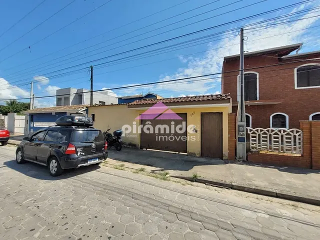 Casa com 360m² 1 quarto e 2 banheiros, à venda, no bairro Balneário dos Golfinhos em Caraguatatuba
