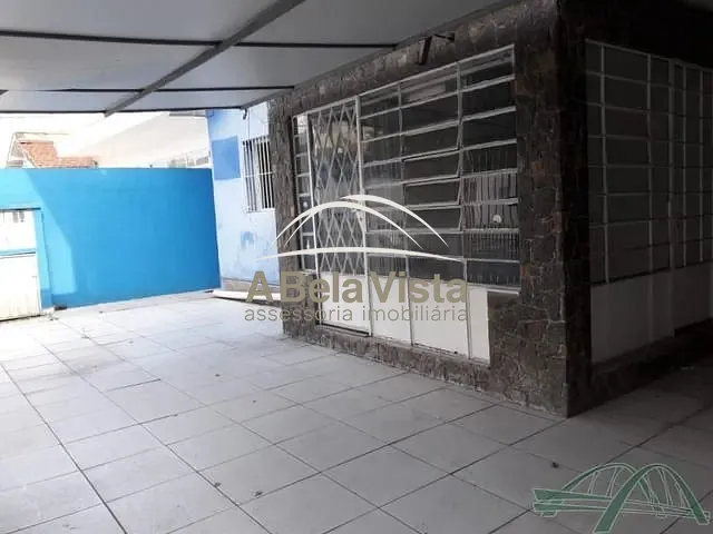 Casa 4 quartos e 2 banheiros, para alugar, no bairro Centro em Osasco