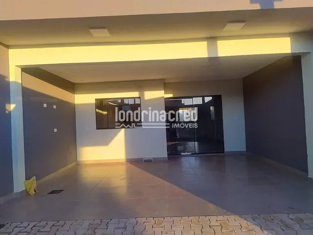 Casa 3 quartos e 2 banheiros, à venda, no bairro Jardim Mônaco II em Arapongas