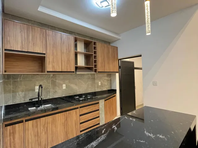 Casa 3 quartos e 3 banheiros, à venda, no bairro Residencial Maricá em Pindamonhangaba