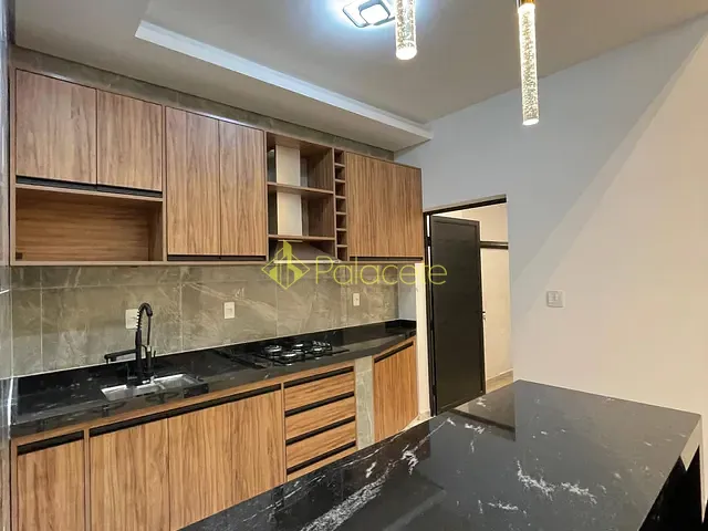 Casa 3 quartos e 3 banheiros, à venda, no bairro Residencial Maricá em Pindamonhangaba