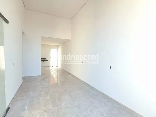 Casa com 150m² 3 quartos e 2 banheiros, à venda, no bairro Leonor em Londrina