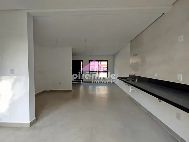 Casa com 110m² 3 quartos e 3 banheiros, à venda, no bairro Urbanova em São José dos Campos