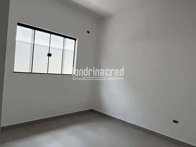 Casa com 125m² 2 quartos e 2 banheiros, à venda, no bairro Conjunto Habitacional José Garcia Molina em Londrina