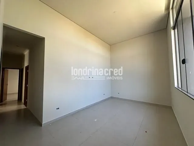 Casa com 200m² 3 quartos e 2 banheiros, à venda, no bairro Jardim Planalto em Londrina