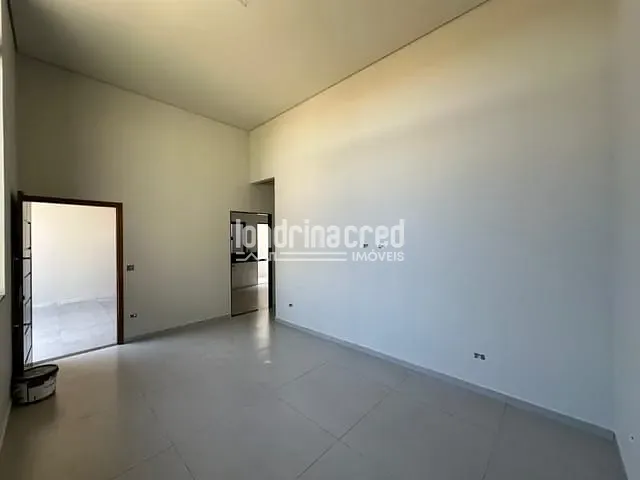 Casa com 200m² 3 quartos e 2 banheiros, à venda, no bairro Jardim Planalto em Londrina