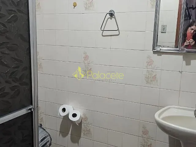 Casa com 435m² 3 quartos e 2 banheiros, à venda, no bairro Chácara da Galega em Pindamonhangaba