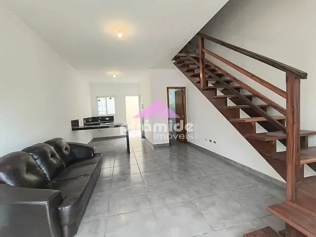 Casa com 72m² 2 quartos e 2 banheiros, à venda, no bairro Massaguaçu em Caraguatatuba