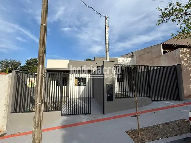 Casa com 125m² 2 quartos e 1 banheiro, à venda, no bairro Jardim Moema em Londrina