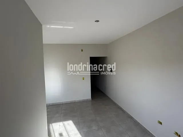 Casa com 125m² 2 quartos e 1 banheiro, à venda, no bairro Jardim Moema em Londrina