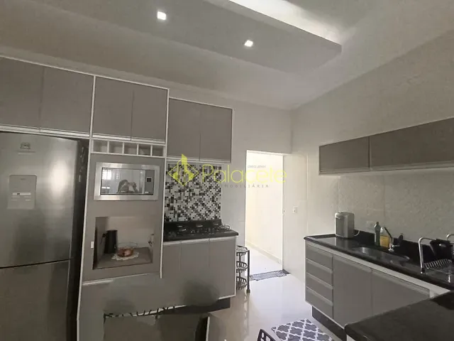 Casa com 125m² 2 quartos e 2 banheiros, à venda, no bairro Residencial Mombaça I em Pindamonhangaba