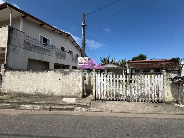 Casa com 300m² 2 quartos e 1 banheiro, à venda, no bairro Morro do Algodão em Caraguatatuba