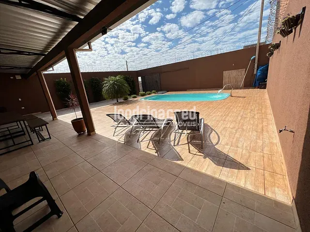 Casa com 250m², à venda, no bairro Jardim Europa 2 em Cambé