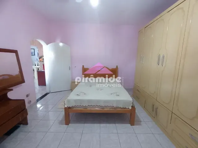 Casa com 300m² 3 quartos e 3 banheiros, à venda, no bairro Morro do Algodão em Caraguatatuba