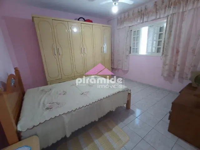 Casa com 300m² 3 quartos e 3 banheiros, à venda, no bairro Morro do Algodão em Caraguatatuba