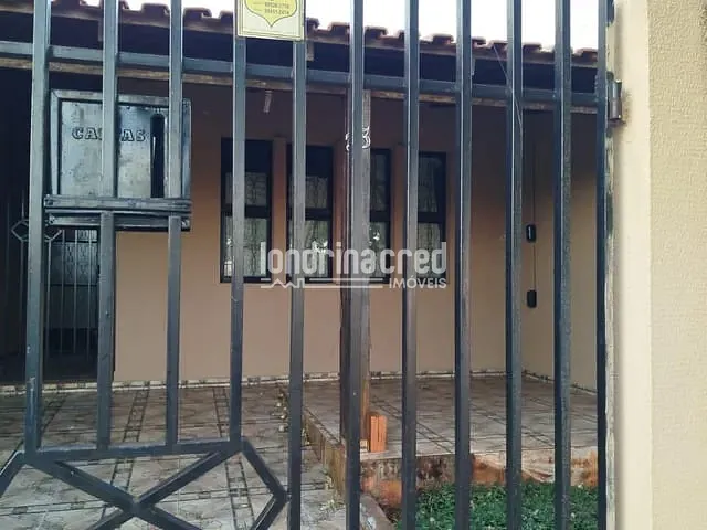 Casa com 138m² 3 quartos e 1 banheiro, à venda, no bairro Jardim Portal de Itamaracá em Londrina
