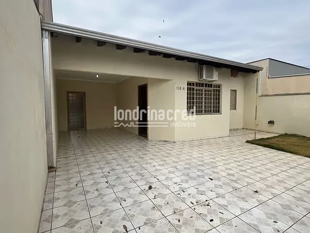 Casa com 250m² 2 quartos e 2 banheiros, à venda, no bairro São Pedro em Londrina