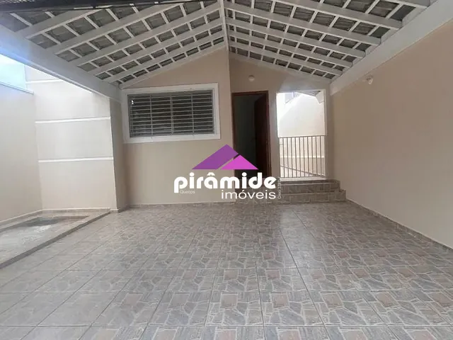Casa com 175m², à venda, no bairro Loteamento Villa Branca em Jacareí