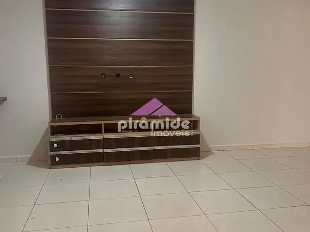 Casa com 175m², à venda, no bairro Loteamento Villa Branca em Jacareí