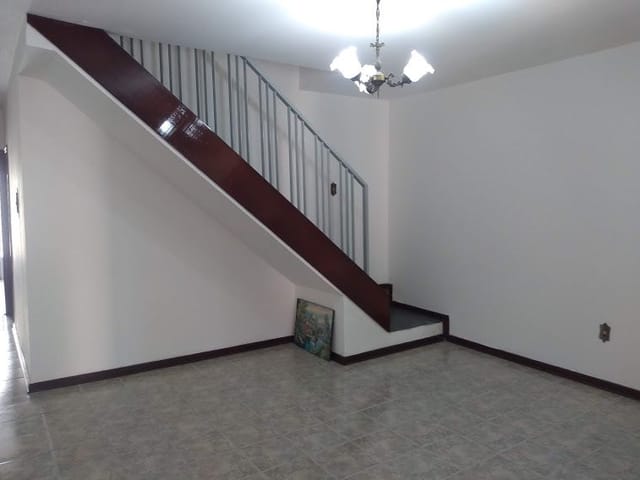 Foto do Casa - Casa com 2 dormitórios para alugar, 95 m² por R$ 1.850,00/mês - Vila Jardini - Sorocaba/SP | Ary Proenca Negócios Imobiliários Ltda